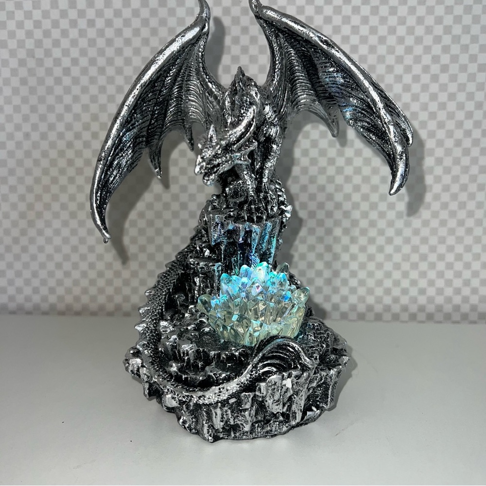 New Pewter Armored Guardian Dragon Sculpture LED Ight Up 7.5X 5.5X5.5 - Picture 5 of 12